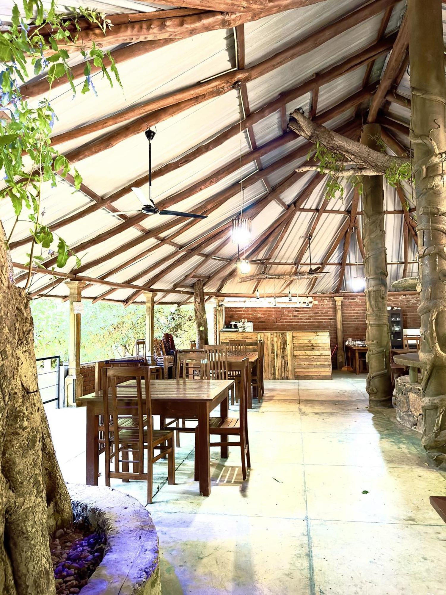 Birds Paradise Inn Udawalawe Esterno foto